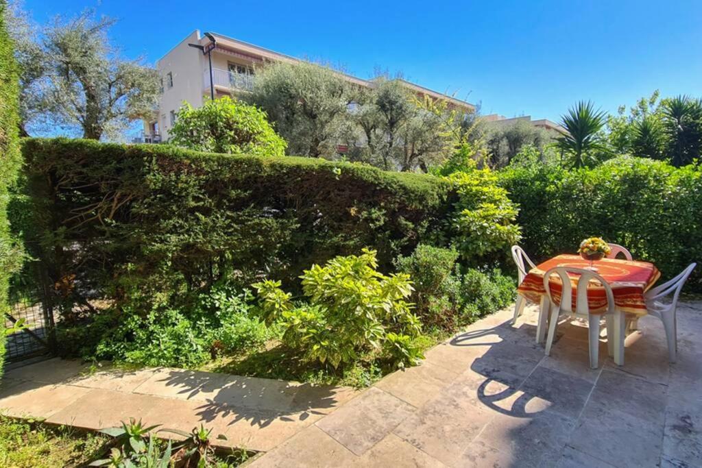 Casalionelantibes 70 Sqm Apartment With Garden And Parking Екстер'єр фото
