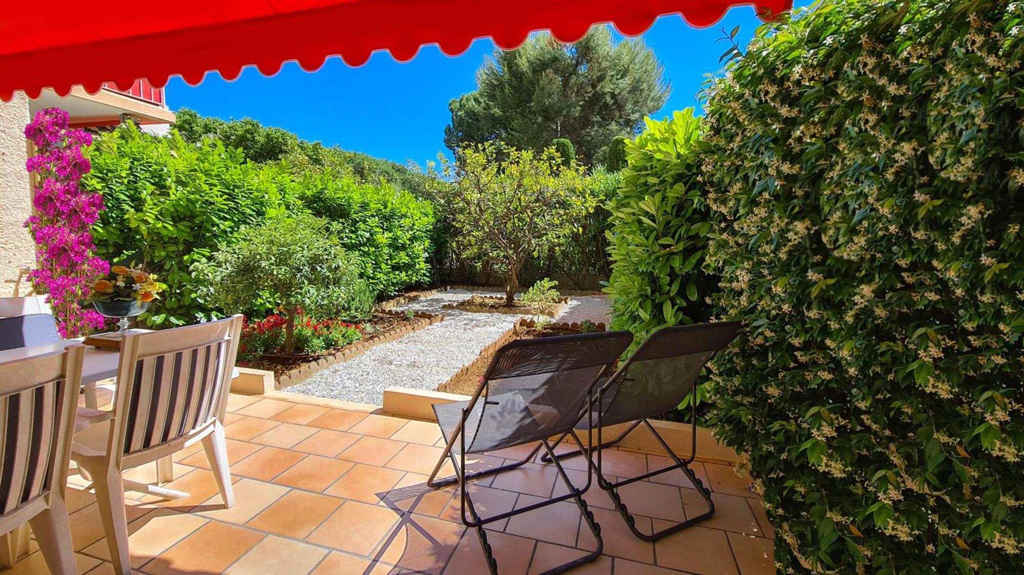 Casalionelantibes 70 Sqm Apartment With Garden And Parking Екстер'єр фото