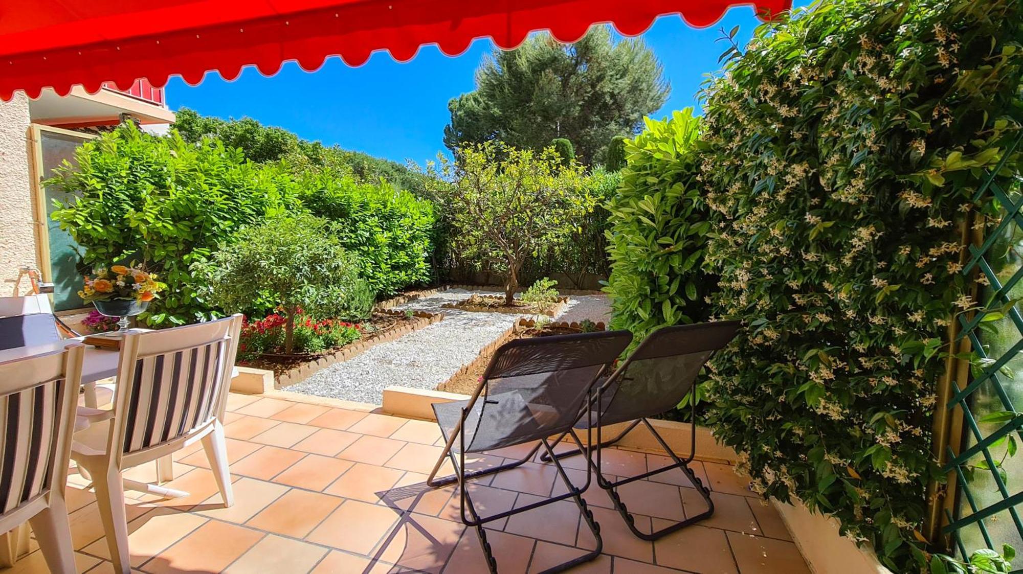 Casalionelantibes 70 Sqm Apartment With Garden And Parking Екстер'єр фото
